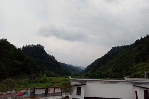 图6为双树村风景.jpg